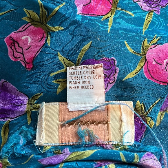 Today Tonight Vintage Floral Nightgown - Picture 4 of 4